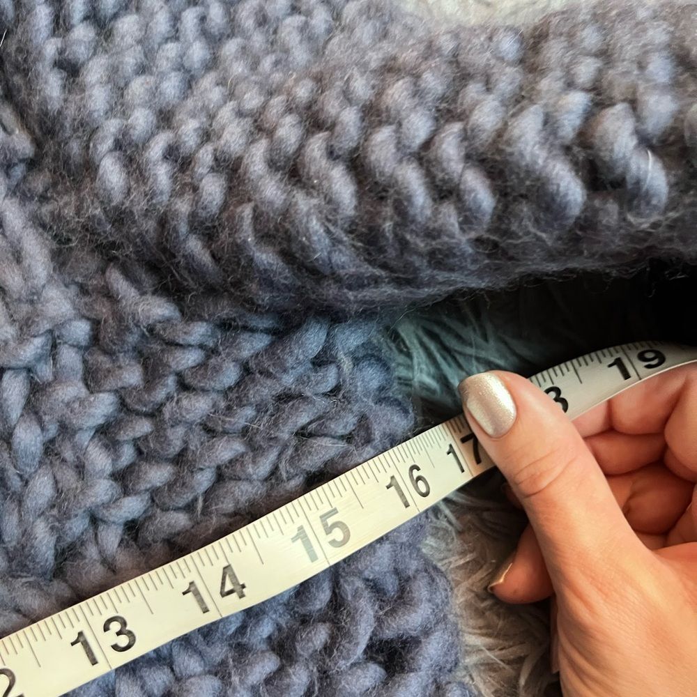 Hand Made Best Friend Chunky Cable Knit Cardigan Size S - Picture 3 of 4